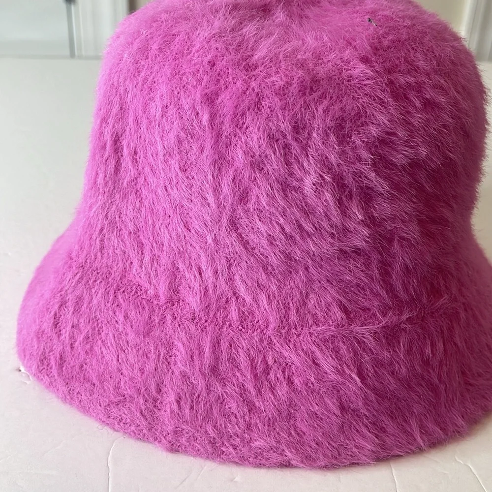 Urban Outfitters Gia Bucket Hat Pink